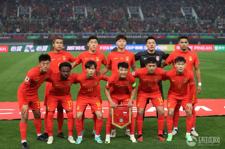 中国球员在世界杯预选赛中实现完美表现