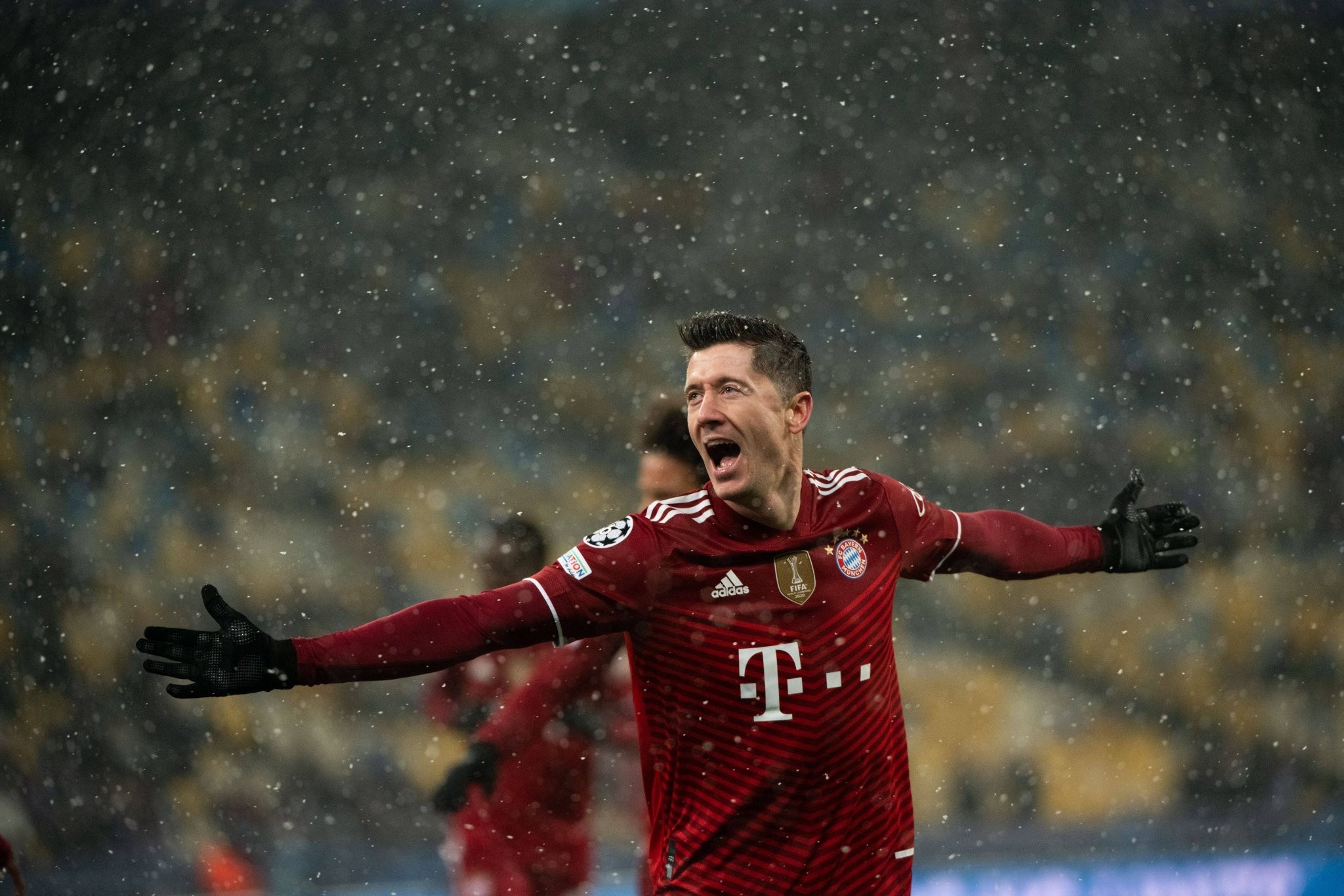 od体育网页版登录入口-莱万多夫斯基独进球，拜仁领跑德甲的简单介绍