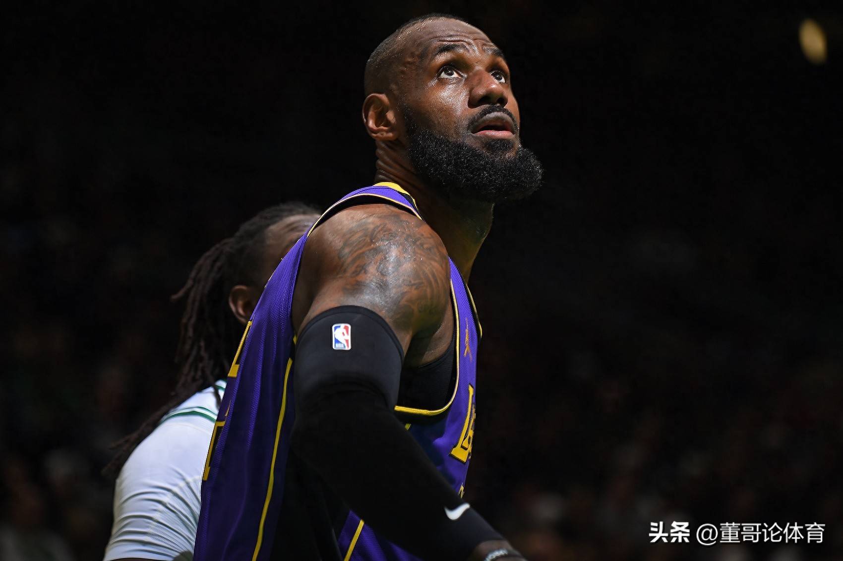 湖人主场惜败绿军，遗憾输球