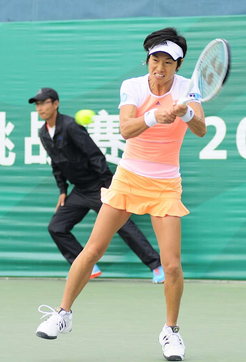 本土球员在锻炼中展示出色表现