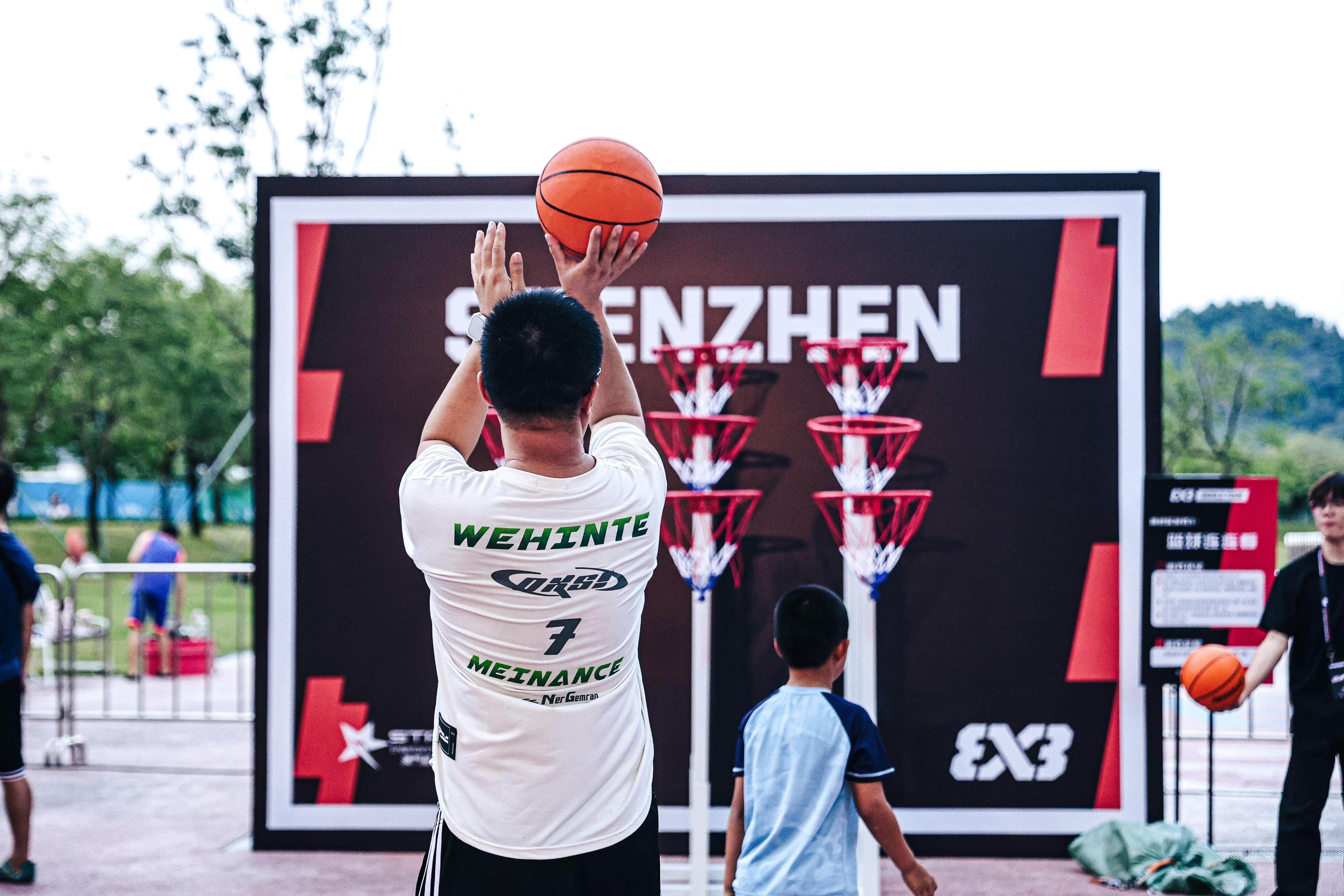 火爆比赛！顶级球队实力对决令人期待