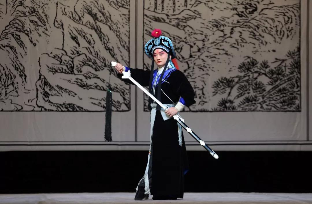 od体育在线-关于拼搏实力风云变，首位争夺战升温的信息